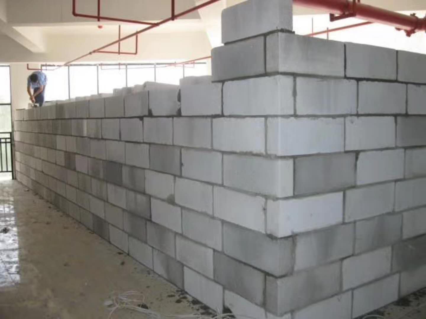 批发蒸压加气混凝土砌块承重墙静力和抗震性能的研究